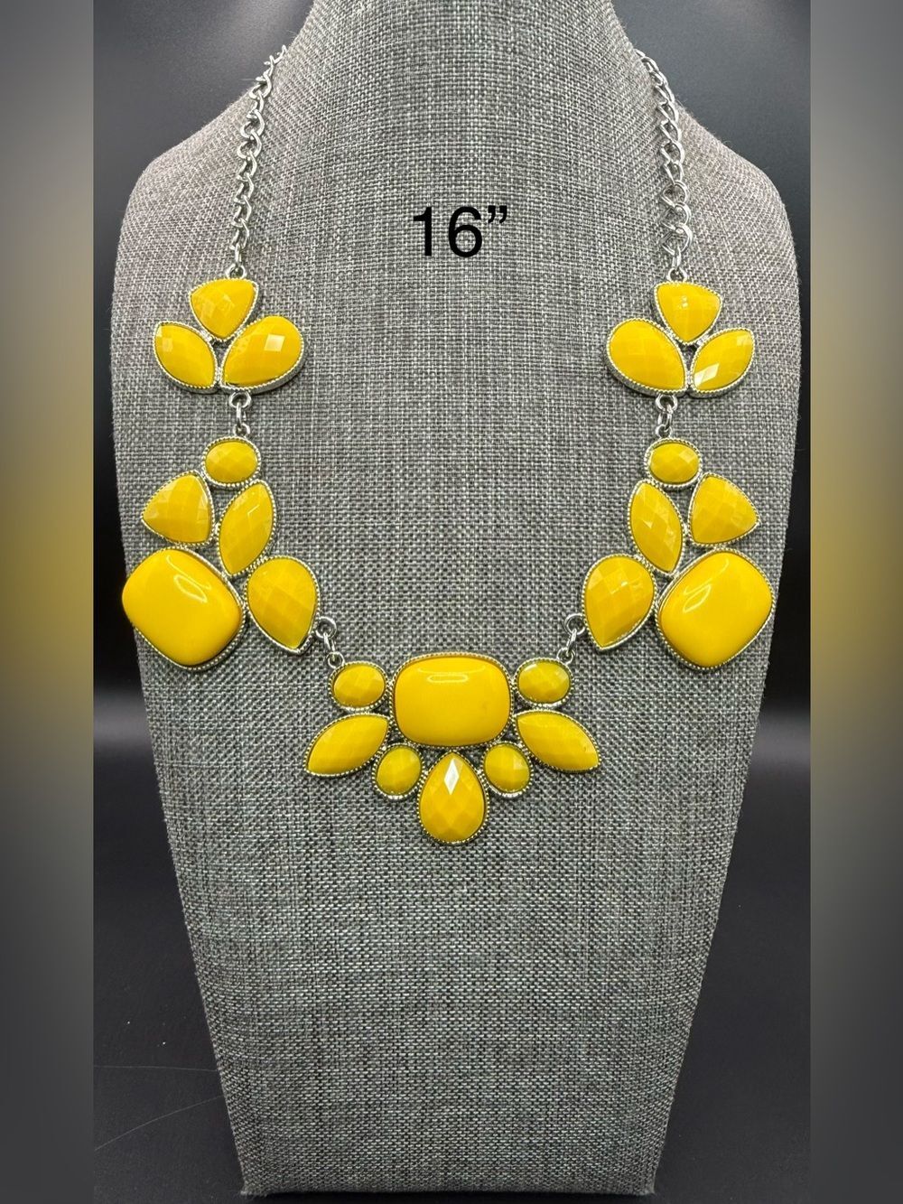 157. Sunny Yellow Cluster Gem Bib Statement Necklace
